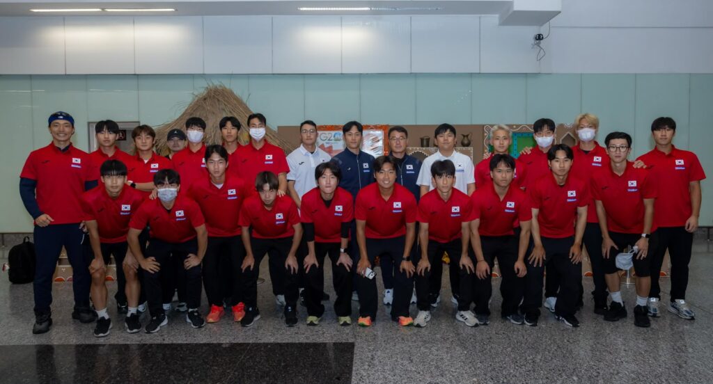 Asian Champions Trophy 2026 South Korea Team, Mohali Airport International Hockey Welcome, Olympian Surjit Hockey Stadium Jalandhar, Balbir Singh Senior Stadium Mohali, Sports News Hindi Today, International Hockey Teams Arrival Punjab