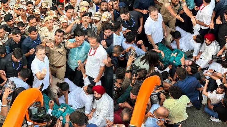 जंतर-मंतर प्रवेश विवाद और CJP नेताओं की गिरफ्तारी पर गरमाई सियासत: राहुल गांधी ने समर्थन में उठाई आवाज