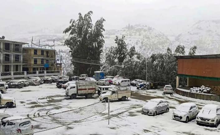 Himachal Weather Today Snowfall, Himachal Temperature Drop Forecast, Rohtang Baralacha Snowfall Update, Lahaul Spiti Minus Temperature, Himachal News Hindi Today, Shimla Weather Advisory